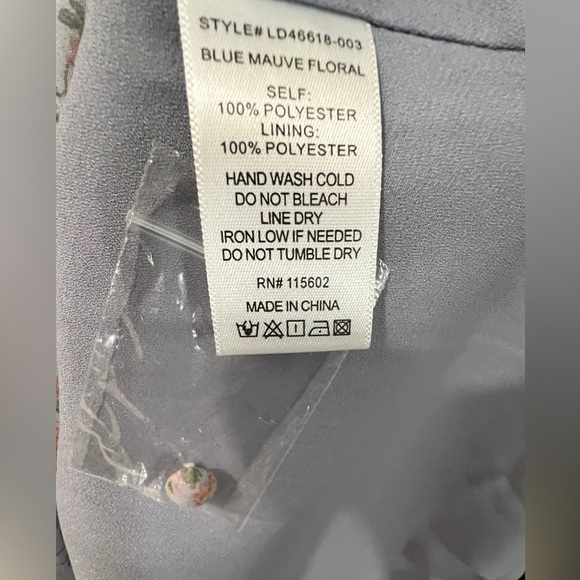 NWT Lush Short-Sleeve Puff Sleeve V-Neck Floral Mini Dress Size Large - Picture 6 of 7